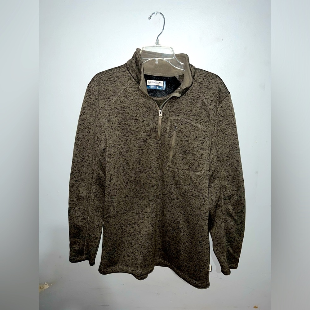 Brown Magellan quarter zip men’s medium